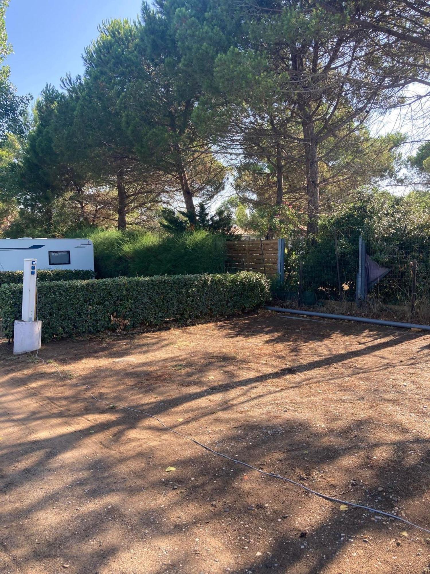 Camping Le Roucan West Vias Dış mekan fotoğraf